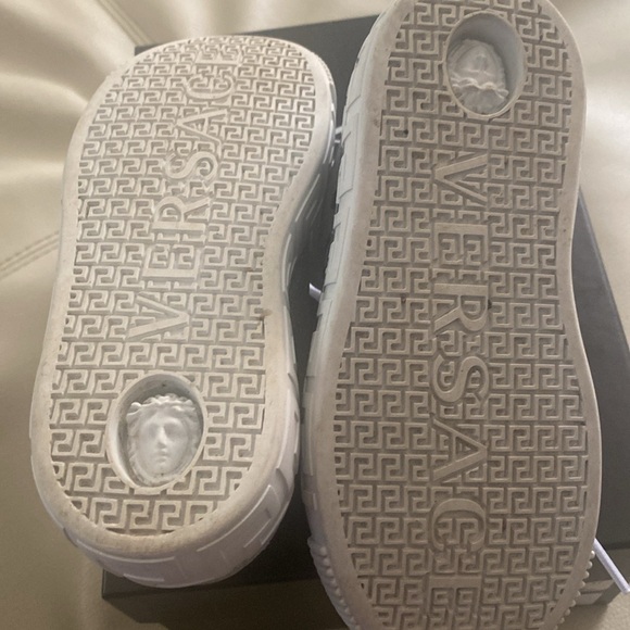 Versace Trainers - Picture 7 of 7